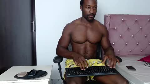 Twtter 1MikeBeckford            Onlyfns beckfordmike online show from March 2025 12:55:02 PM