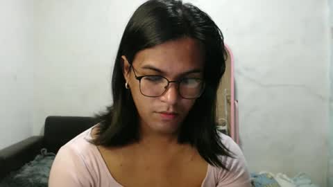 Ellez online show from January 2025 08:36:01 PM