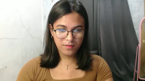 Ellez online show from September 2025 06:57:02 PM