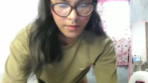 Ellez online show from April 2026 10:21:02 PM