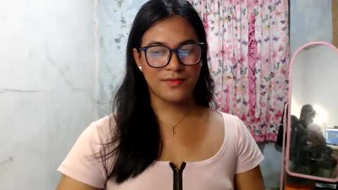 Ellez online show from May 2026 07:59:02 PM