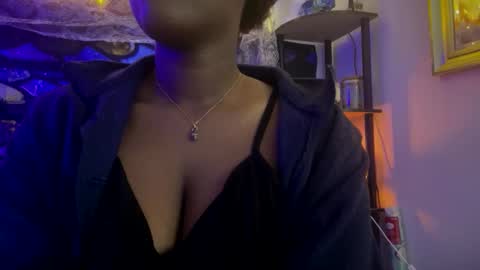 Snapshot of blackprincessstacy chatting on May 2026 10:29:02 PM ask mme later online show from May 2026 10:29:02 PM