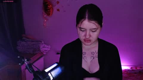 blackroseonee online show from May 2026 08:36:01 PM