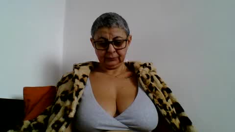 Snapshot of blackwidow05 chatting on February 2025 11:27:02 AM Black Widow online show from February 2025 11:27:02 AM