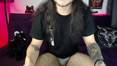 Snapshot of blackwolf_6 chatting on December 2024 04:04:01 PM Dave online show from December 2024 04:04:01 PM