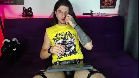 Snapshot of blackwolf_6 chatting on January 2025 05:10:02 AM Dave online show from January 2025 05:10:02 AM