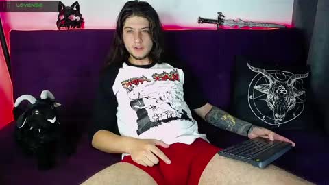 Snapshot of blackwolf_6 chatting on February 2025 07:05:02 PM Dave online show from February 2025 07:05:02 PM