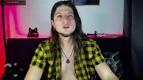 Snapshot of blackwolf_6 chatting on March 2025 10:20:02 PM Dave online show from March 2025 10:20:02 PM