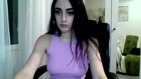 Snapshot of blacky_berry chatting on January 2025 04:28:02 PM Ivy online show from January 2025 04:28:02 PM