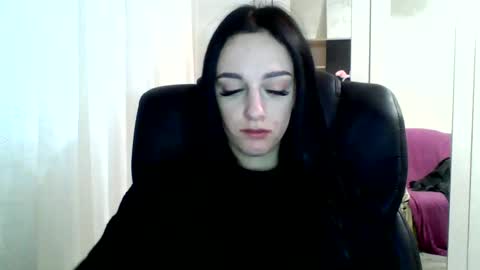 Snapshot of blacky_berry chatting on January 2025 06:54:01 PM Ivy online show from January 2025 06:54:01 PM