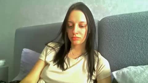 Snapshot of blacky_berry chatting on September 2025 10:04:02 AM Ivy online show from September 2025 10:04:02 AM