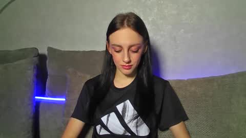 Snapshot of blacky_berry chatting on February 2026 03:53:01 PM Ivy online show from February 2026 03:53:01 PM