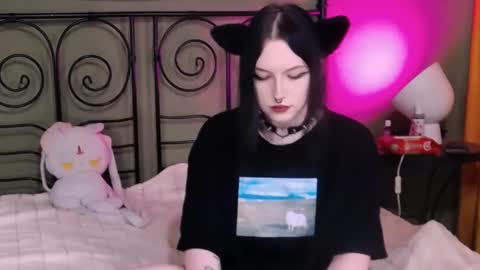 blacky_tea online show from October 2025 09:39:01 AM