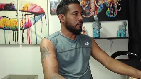 Snapshot of blade_foxx chatting on February 2025 04:07:01 PM Richard online show from February 2025 04:07:01 PM