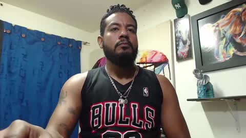 Snapshot of blade_foxx chatting on February 2025 03:05:02 PM Richard online show from February 2025 03:05:02 PM