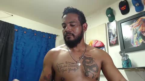 Snapshot of blade_foxx chatting on March 2025 05:09:01 AM Richard online show from March 2025 05:09:01 AM