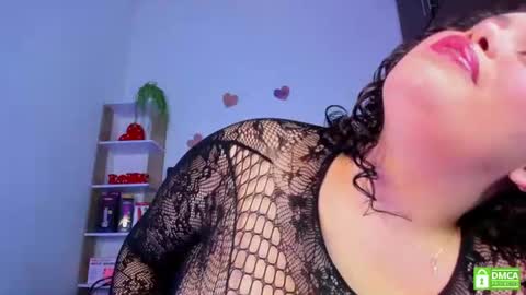 Snapshot of blair_curvy chatting on July 2026 01:03:02 PM Blair online show from July 2026 01:03:02 PM