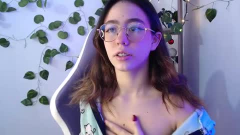   online show from February 2025 12:27:01 PM