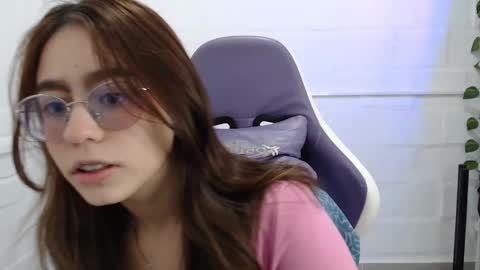   online show from October 2025 02:47:02 PM