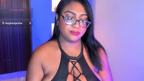 MILLERR GILSON online show from February 2026 10:05:02 PM