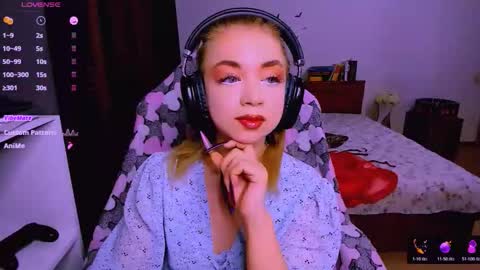 Snapshot of blinkofeyess chatting on November 2025 04:47:01 AM Nicole online show from November 2025 04:47:01 AM