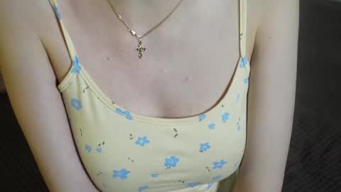  LiLy online show from November 2025 03:07:02 PM