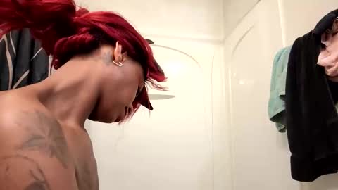 blknoranged33 online show from June 2026 11:38:01 AM