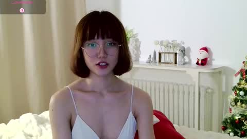 Snapshot of blon_kater chatting on December 2024 01:28:02 PM YoYo online show from December 2024 01:28:02 PM