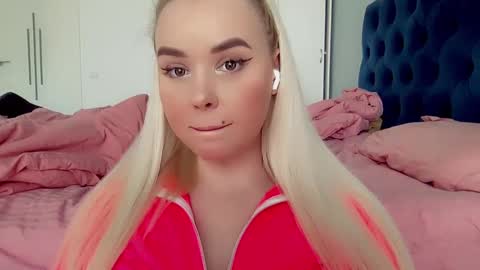 Lana online show from January 2025 09:57:02 AM