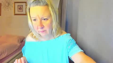 Nicole online show from January 2025 07:21:01 PM