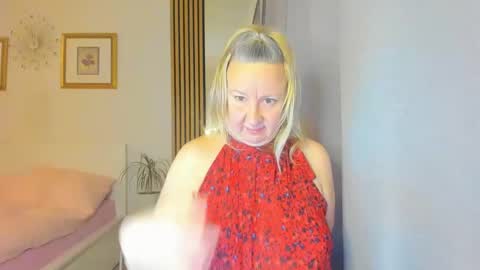 Nicole online show from January 2025 06:35:01 PM