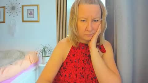 Nicole online show from February 2025 07:01:02 AM
