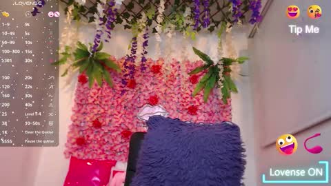 blonde_squirt_ online show from January 2026 11:21:02 PM