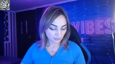 Meryem online show from November 2025 01:02:01 PM