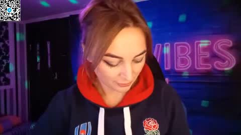 Meryem online show from November 2025 03:58:02 PM