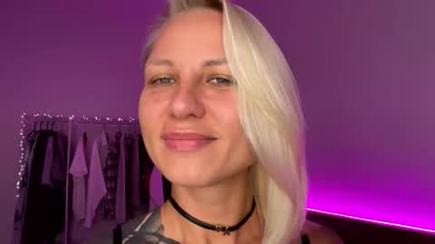 Snapshot of blondeheatxxx chatting on April 2026 12:43:02 AM Real name Anastassiya and Ramil online show from April 2026 12:43:02 AM