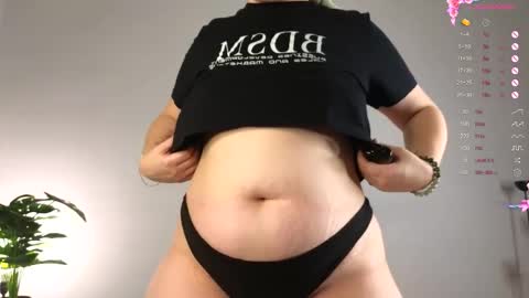 Mommy online show from March 2026 03:30:02 PM