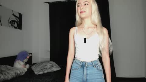 blondiebubble online show from December 2025 10:46:02 AM