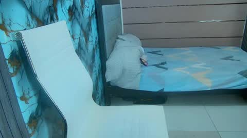 Snapshot of blondina_twinx chatting on July 2026 05:48:02 PM blondina_twinx online show from July 2026 05:48:02 PM