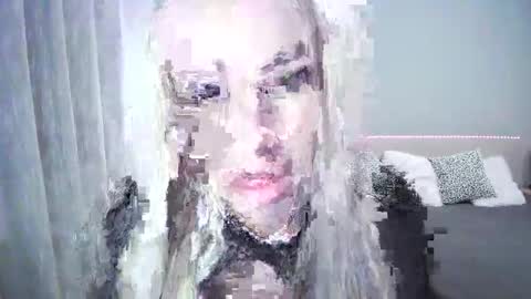 BlondLeyla online show from February 2026 05:33:01 PM