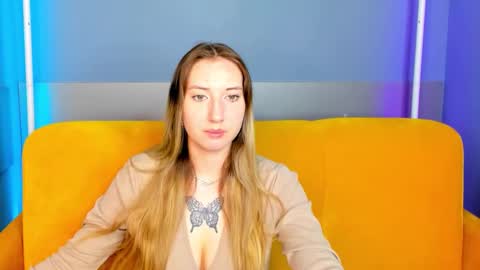 Snapshot of blondyjolly chatting on February 2026 01:58:01 AM blondyjolly online show from February 2026 01:58:01 AM