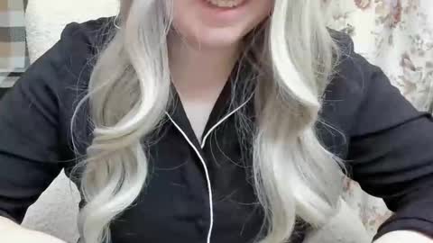 blondymargaret online show from March 2025 04:17:01 PM