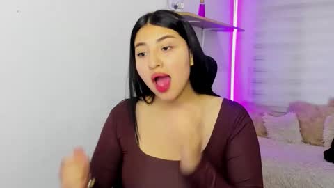 bloom_flower1 online show from December 2025 11:41:02 AM