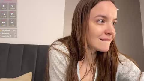 Snapshot of bloomyblue chatting on May 2026 08:07:02 PM bloomyblue online show from May 2026 08:07:02 PM