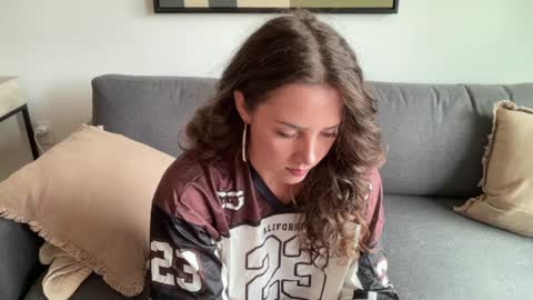 Emma Bloom online show from September 2025 06:31:02 PM