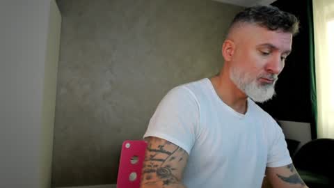 Snapshot of blowmyxxl chatting on December 2024 11:07:01 AM Nico online show from December 2024 11:07:01 AM