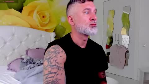 Snapshot of blowmyxxl chatting on October 2025 07:50:01 AM Nico online show from October 2025 07:50:01 AM