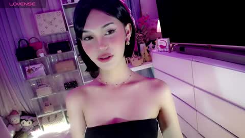 aivee online show from September 2025 06:35:01 PM