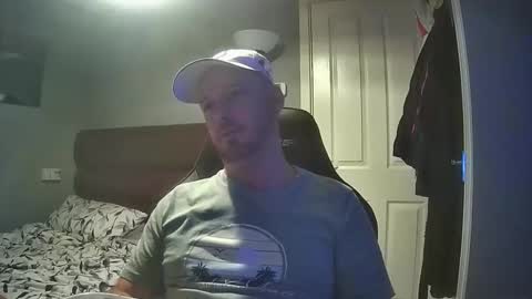 bluebirdflame1 online show from October 2025 08:10:01 PM