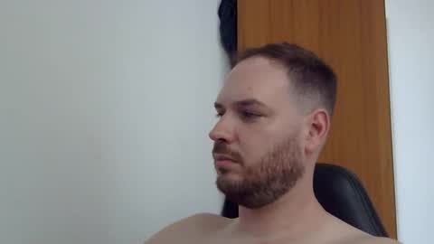 Blue online show from October 2025 06:19:02 PM